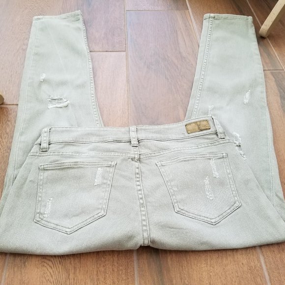 Green Supplies by Union Bay Distressed Jeans - Picture 4 of 5